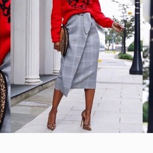 H&M Gray Checkered Pencil Skirt